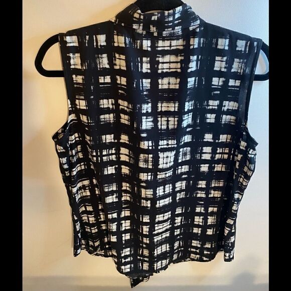 Calvin Klein Tie frontâButtonâupâtopâ-petite - Picture 5 of 7